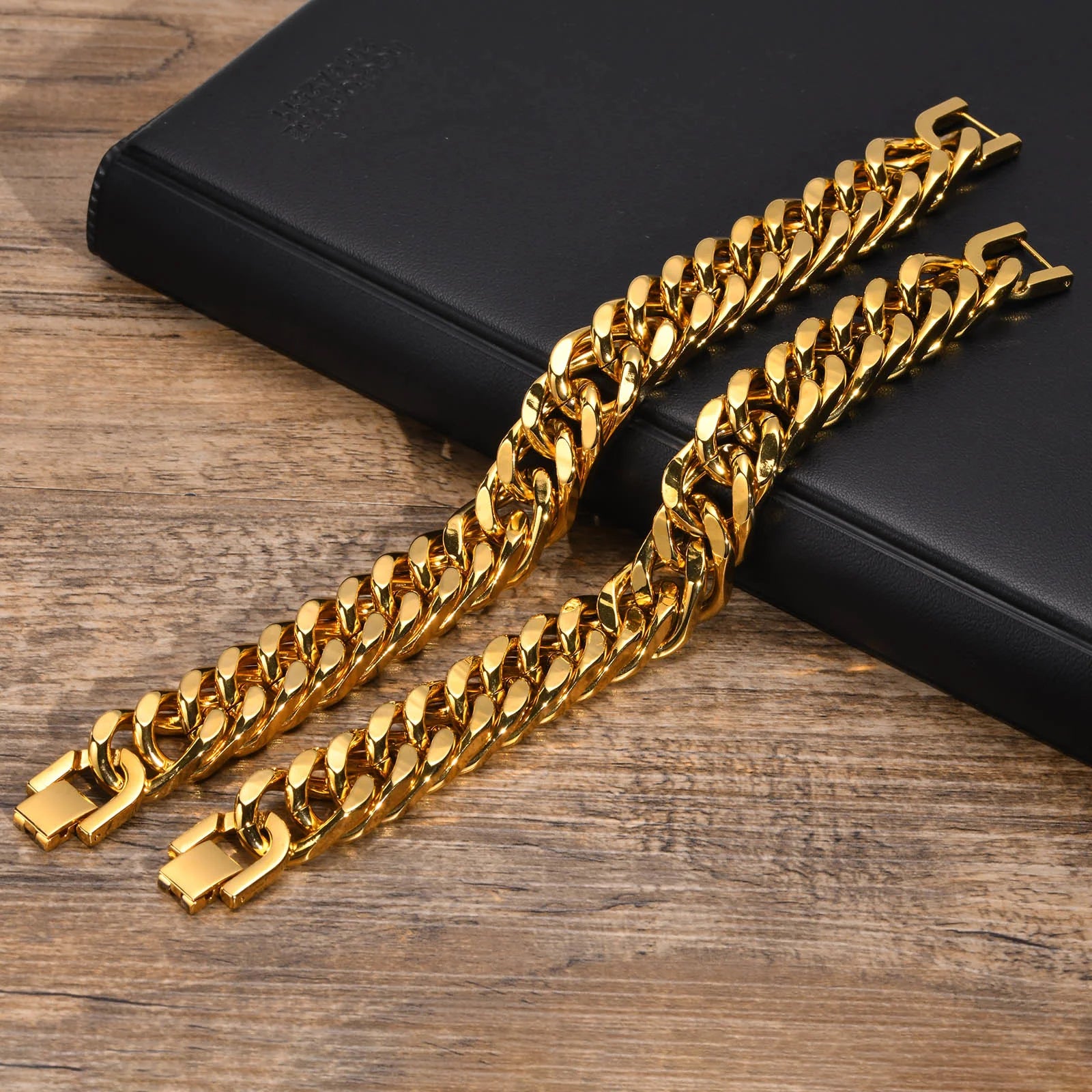 Men’s Stainless Steel Cuban Link Bracelet