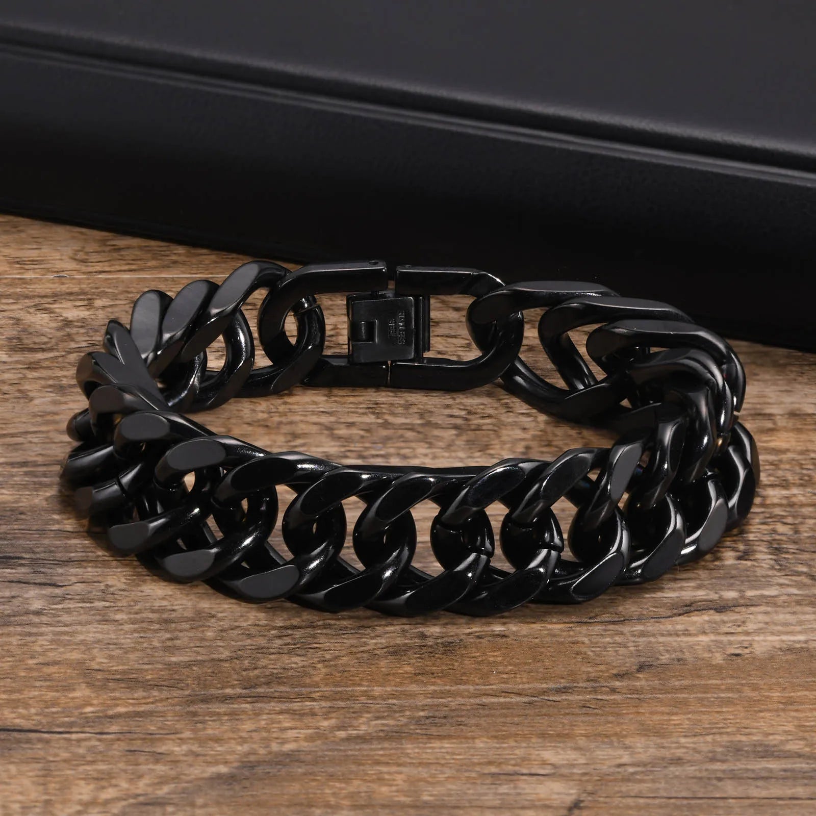 Men’s Stainless Steel Cuban Link Bracelet