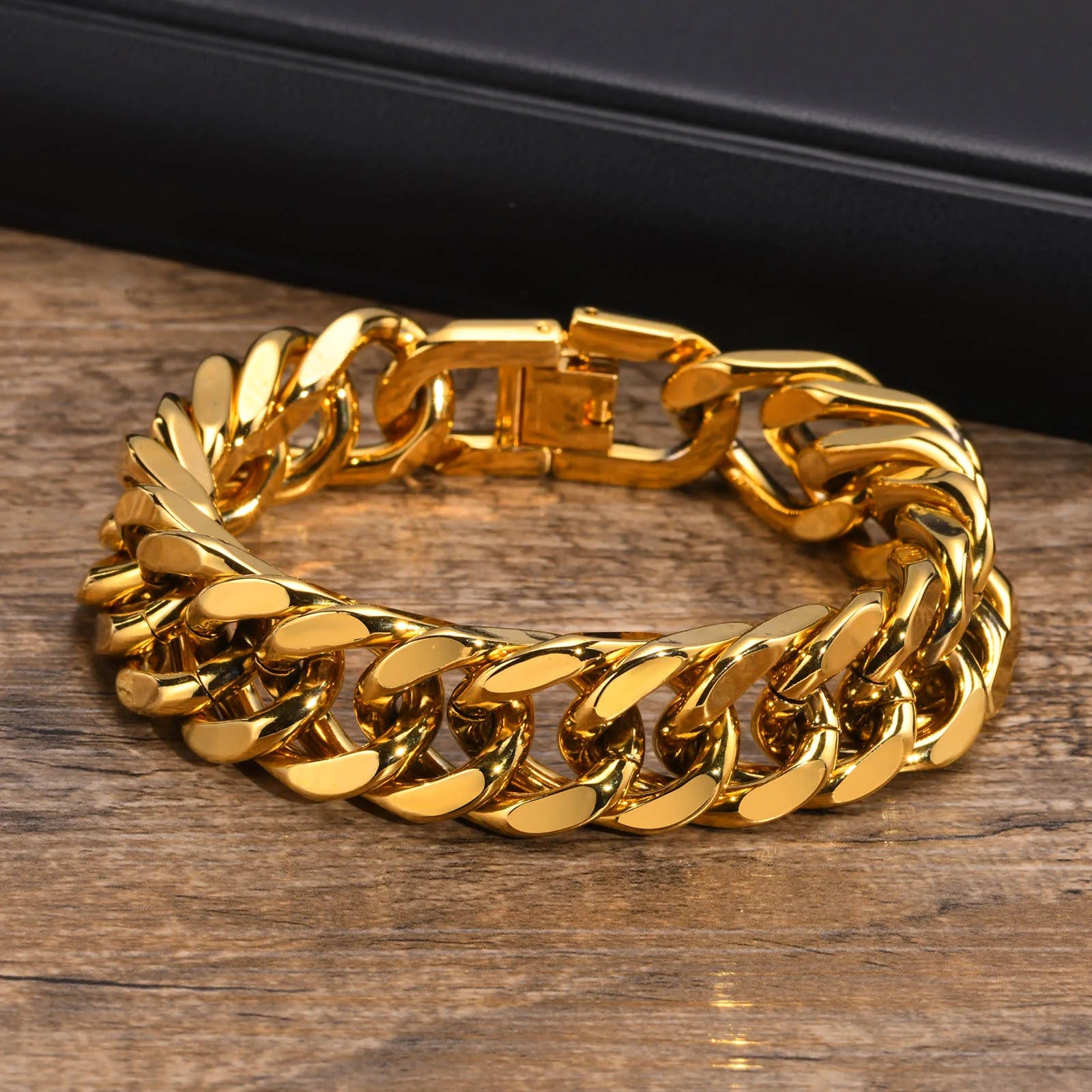 Men’s Stainless Steel Cuban Link Bracelet